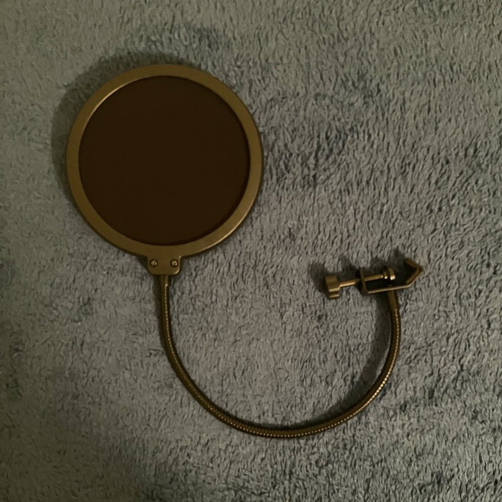 Pop Filter Windscreen For Vocalist, Podcaster, Singer, or Voiceover Artist
